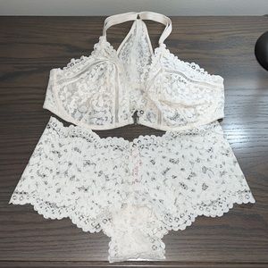 NWOT Victorias Secret Body by Victoria 36DD